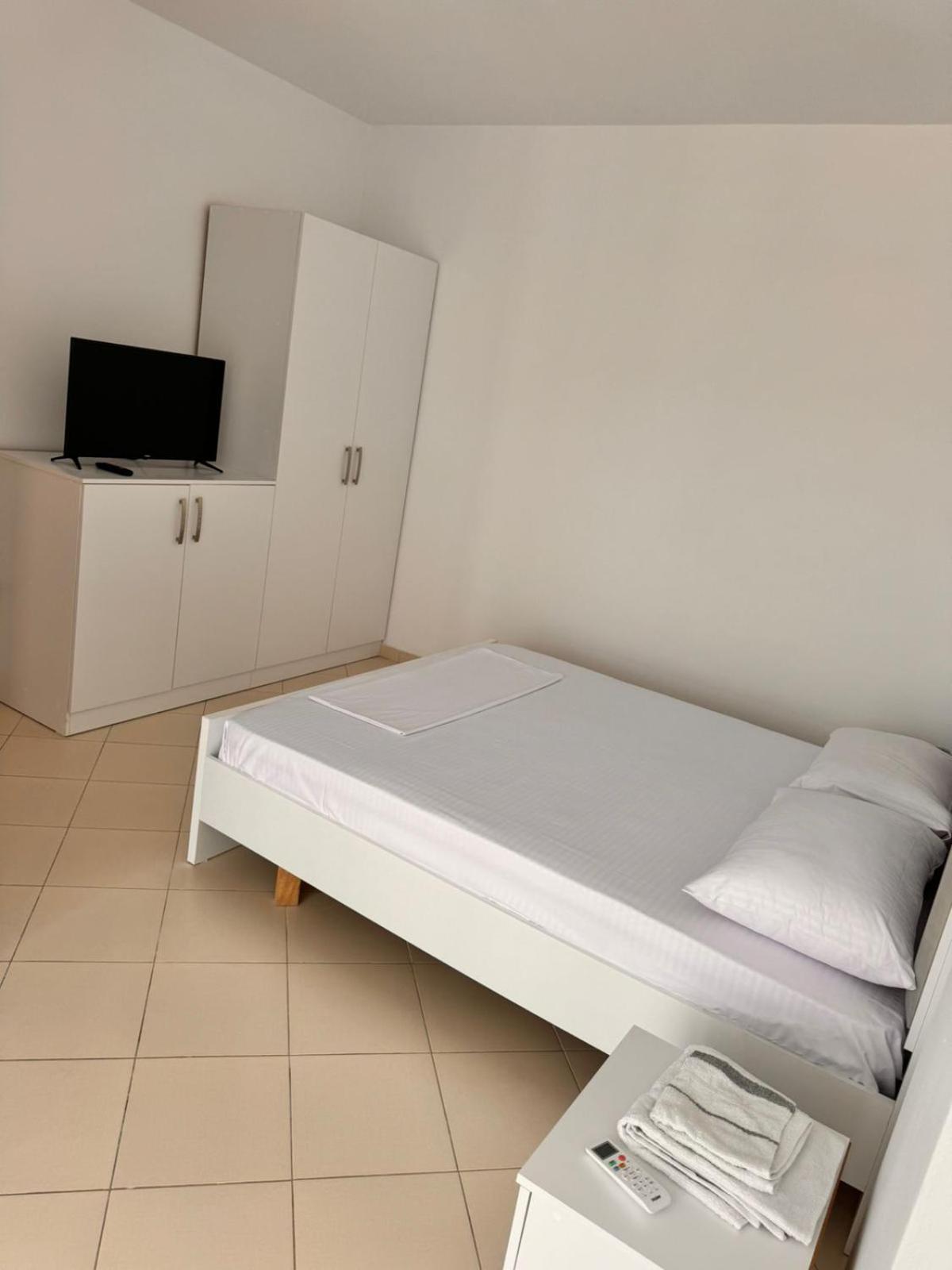 Holiday Apartments 5 Durrës Eksteriør billede